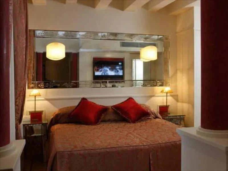 San Marco Luxury - Canaletto Suites Venezia 3*,  Italia